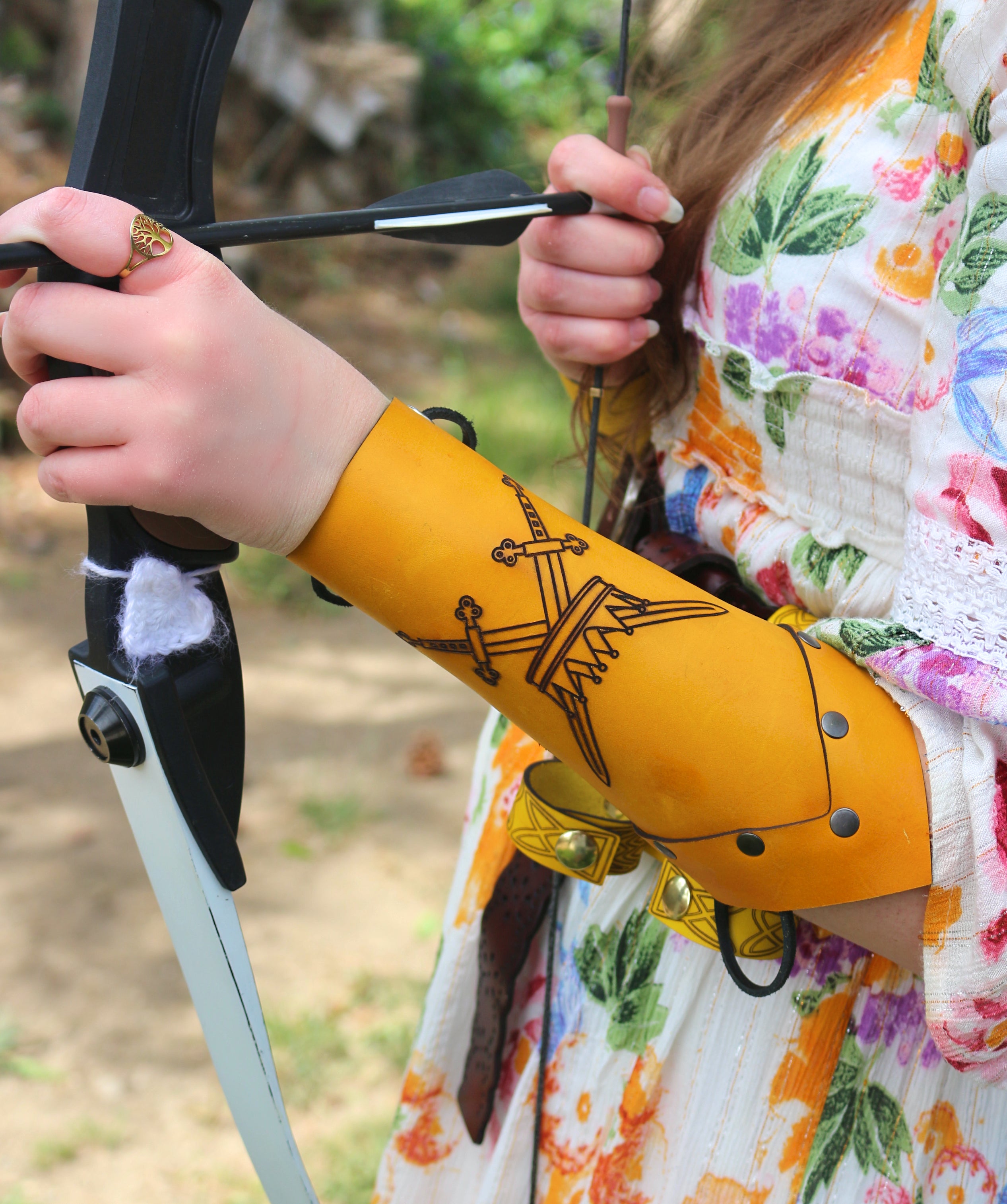 Fandom Bracers