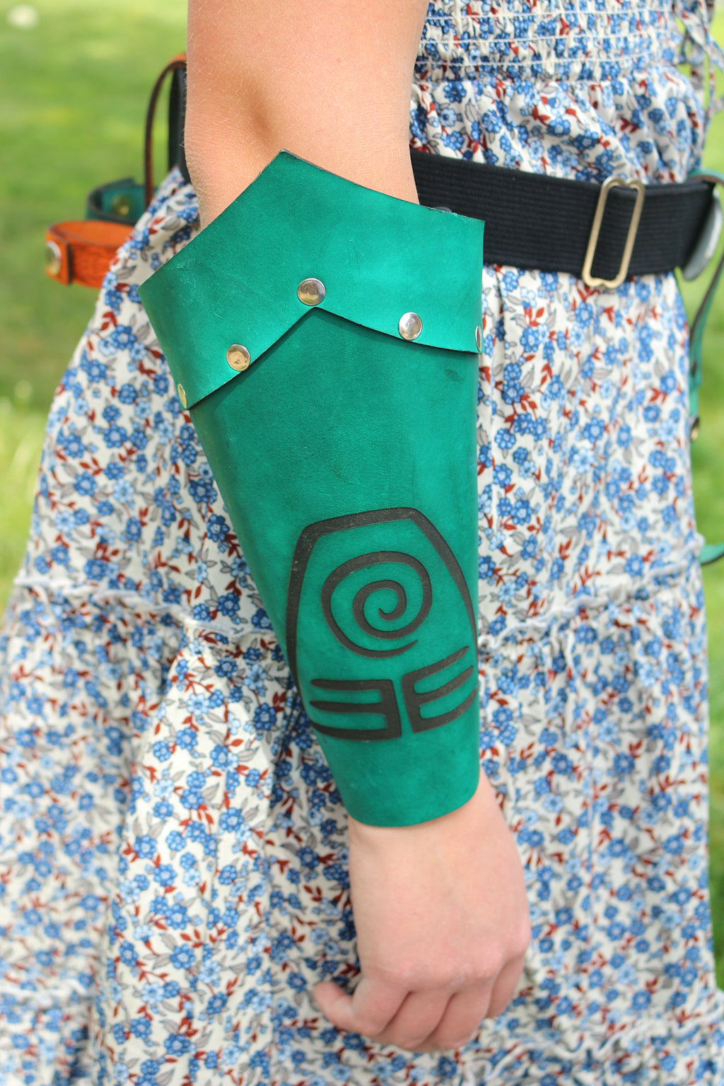 Fandom Bracers